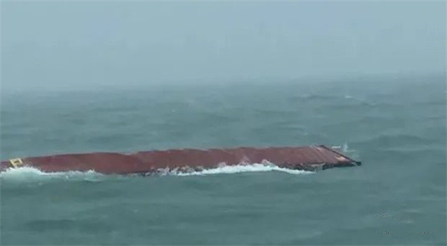 突發！又一艘船遭遇風暴，18個(ge) 集裝箱落水！-华体汇体育中心物流