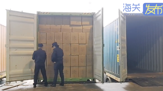 寧波海關(guan) 查獲一集裝箱煙花爆竹-华体汇体育中心物流