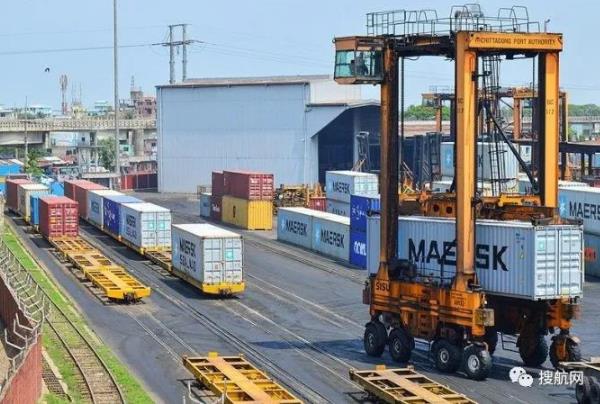 開齋節到來該國最大港被擠爆，集裝箱船需要7天才能靠泊-华体汇体育中心物流