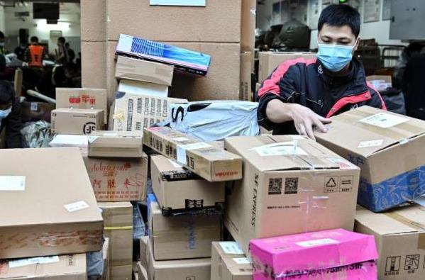 上半年中國快遞業(ye) 務量已突破400億(yi) 件-华体汇体育中心物流